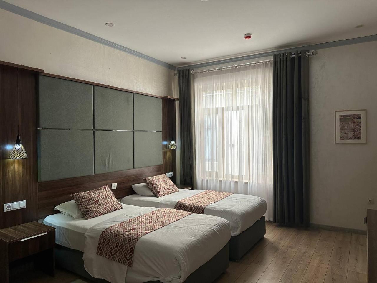 Atrium Hotel Бухара Екстериор снимка